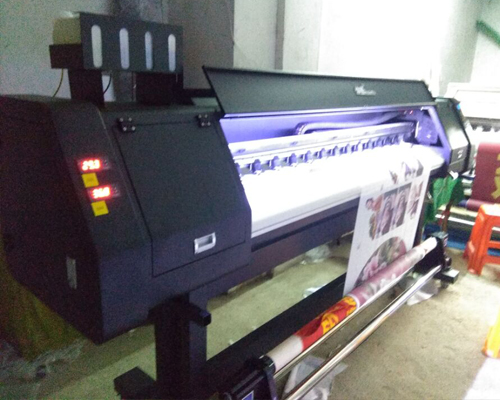 【長沙】煥圖旗幟機備受衡陽華美絲印親賴 第五次向登騰廣告設備下訂單