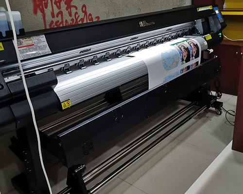 【長沙澤斌圖文】1.6米寫真機(jī)更適合圖文店 煥圖品牌品質(zhì)更優(yōu)