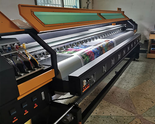 永州美圖廣告：老客戶再次合作 采購黑邁噴繪寫真機(jī)一臺