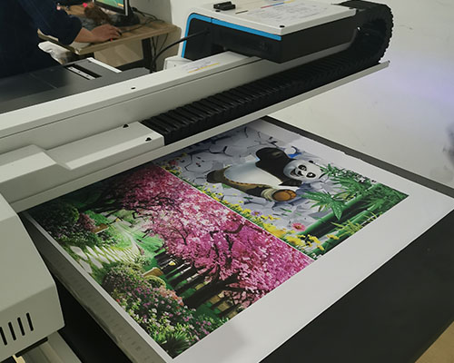 【長沙】小型uv平板機(jī)實用又成本低 普瑞廣告愛不釋手