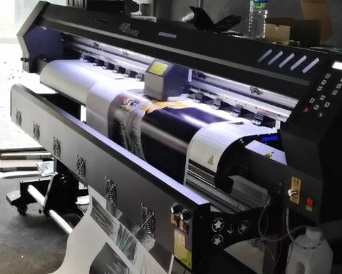 江西晶瓷裝飾畫申老板訂購一臺(tái)煥圖單頭壓電寫真機(jī)