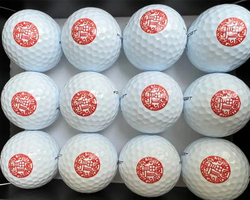不僅僅是足球籃球 煥圖UV平板機(jī)給高爾夫球增添個(gè)性魅力