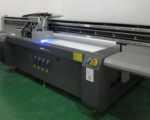 煥圖uv平板機打印制作個性化學(xué)習(xí)文具 不要制版效率高