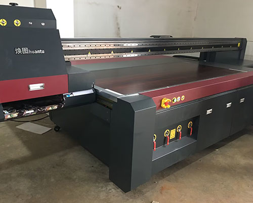 煥圖玩具UV平板機(jī)高落差打印技術(shù) 異形玩具車(chē)高清直印