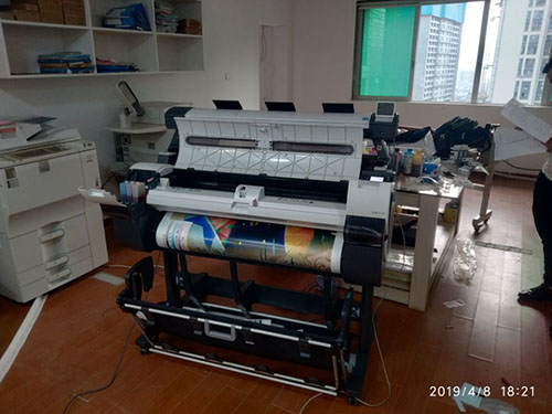 1557021103873252.jpg 簽約2.jpg