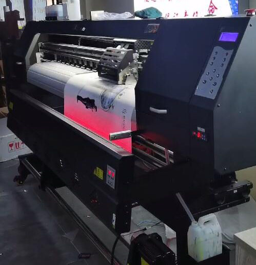 煥圖1.8米雙頭寫真機(jī).jpg 煥圖1.8米雙頭寫真機(jī).jpg