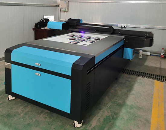 萬麗達1325uv平板打印機.jpg 萬麗達1325uv平板打印機.jpg