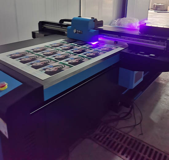 萬麗達1325uv平板打印機.jpg 萬麗達1325uv平板打印機.jpg