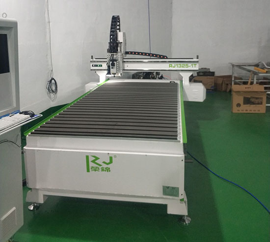 廣告雕刻機.jpg 廣告雕刻機.jpg