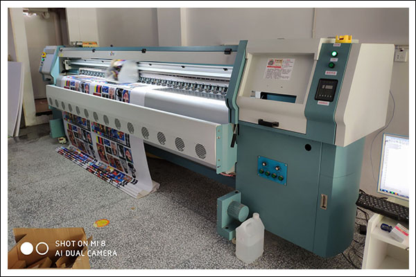 噴繪機(jī).jpg 噴繪機(jī).jpg