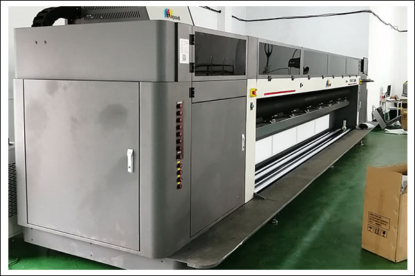 uv卷材機.jpg