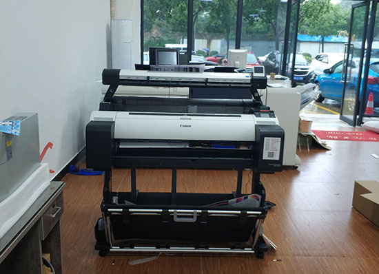 佳能5300大幅面打印機(jī).jpg