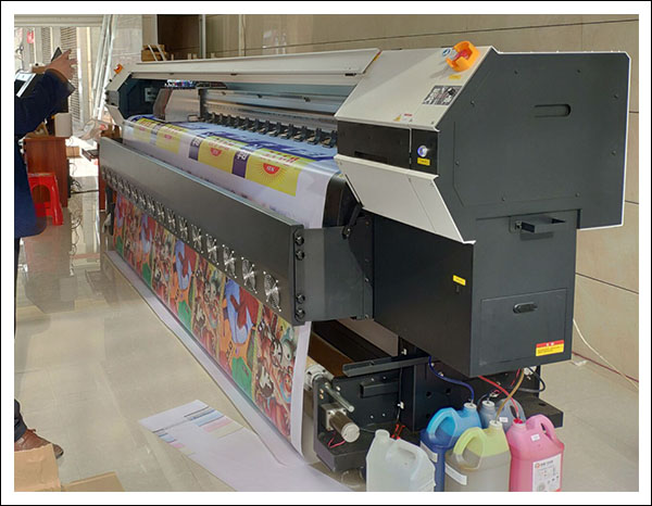 歐瑞卡噴繪機(jī).jpg 歐瑞卡噴繪機(jī).jpg