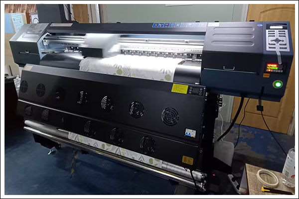 四頭戶外寫真機.jpg 四頭戶外寫真機.jpg