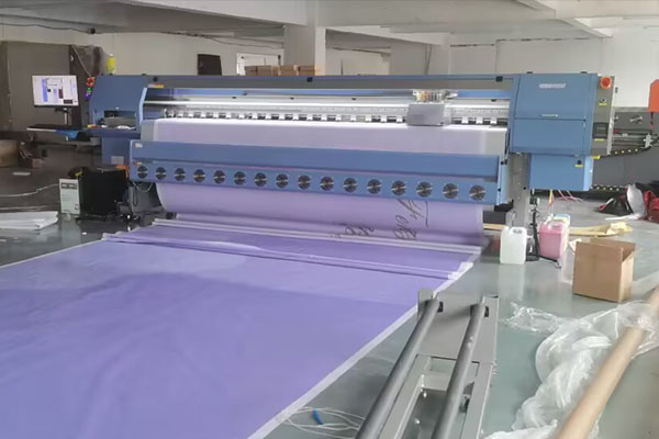 煥圖噴繪機(jī).jpg 煥圖噴繪機(jī).jpg