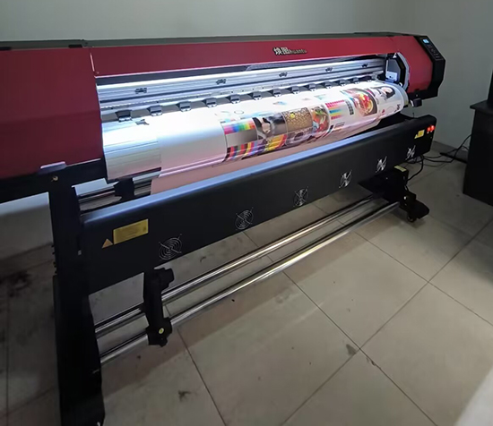 煥圖戶外寫真機(jī).jpg 煥圖戶外寫真機(jī).jpg