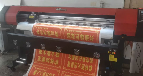 煥圖戶外寫真機色彩飽和度高 對精度要求高的謝總稱贊不已2.jpg