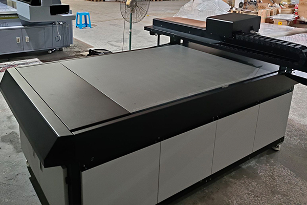 高落差直噴技術 煥圖鼠標uv平板機讓弧形表面印刷更靈活2.jpg 高落差直噴技術 煥圖鼠標uv平板機讓弧形表面印刷更靈活2.jpg