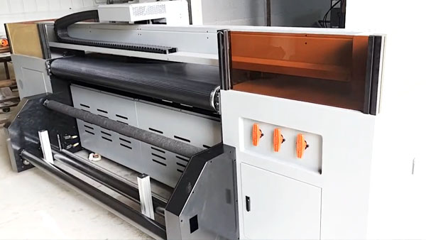 煥圖印花機高速打印迷彩帳篷和遮掩裝備 并且色彩圖案逼真.jpg 煥圖印花機高速打印迷彩帳篷和遮掩裝備 并且色彩圖案逼真.jpg