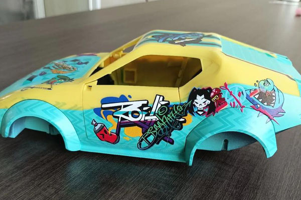 煥圖玩具車UV平板機精準打印異形物體 畫面完整色彩鮮艷.jpg